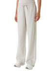 Adidas Pantaloni da donna Essentials Small Logo JC5922 Beige - Vista Frontale