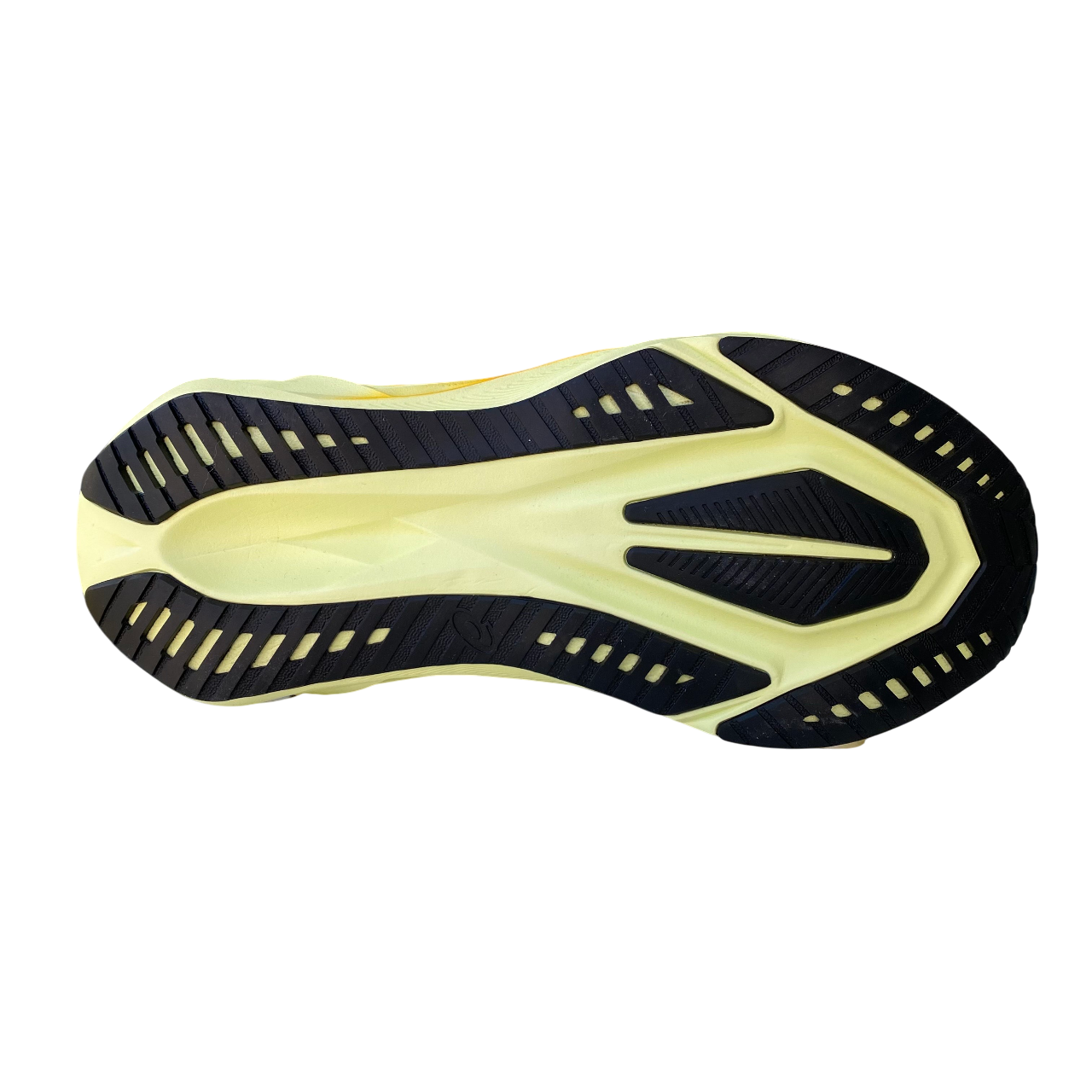 Asics Novablast 5 1011B974-402 scarpa da corsa uomo blu-ambra, vista laterale con dettagli tecnologici della suola antiscivolo