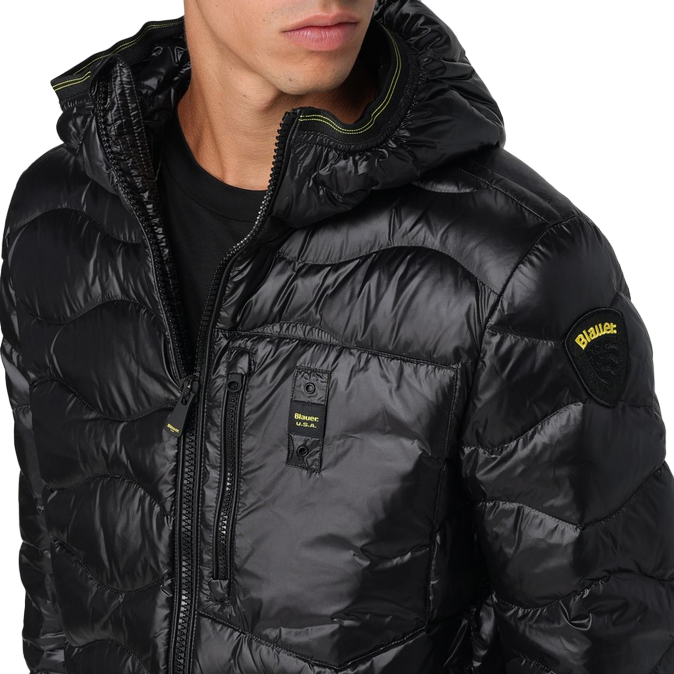 Blauer Piumino da uomo leggero ad onde Wave 24WBLUC0303 006355 999 nero