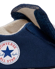 Dettaglio sistema Easy-On Converse Cribster 865158C con chiusura a strappo per facilità neonati