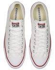Dettaglio patch Chuck Taylor All Star OX M7652C, sneakers bianche basse autentiche Converse