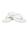 Dettaglio fascia ergonomica infradito Crocs Flip bianco per adulti