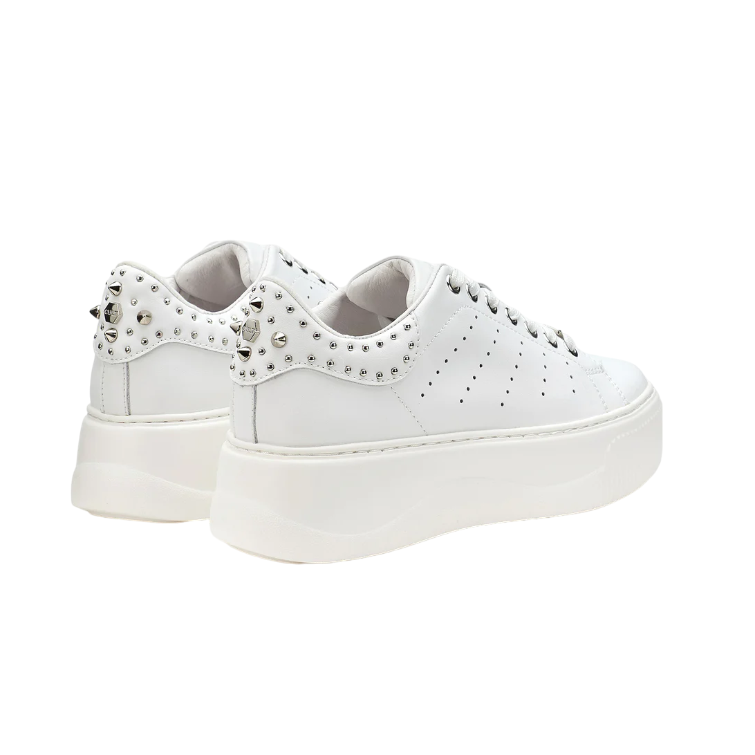 Cult scarpa sneakers da donna con borchie argento Perry 4236 CLW423600 bianco