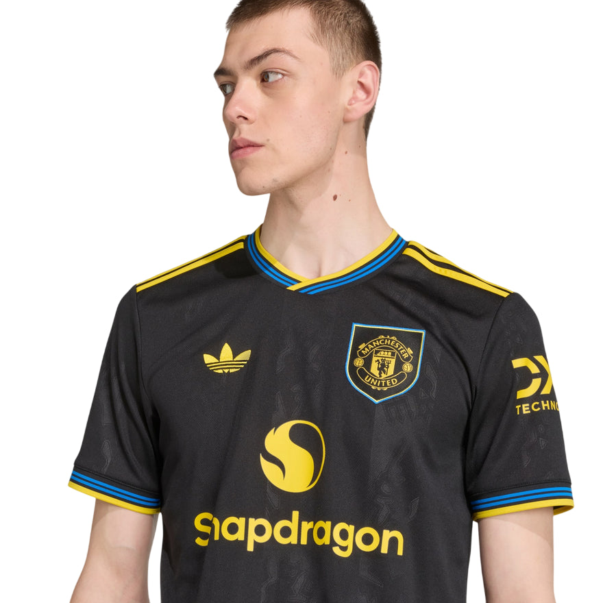 Adidas Terza Maglia Manchester United 25/26 KD4225 Nero - Maglia Calcio Ufficiale con Tecnologia AEROREADY