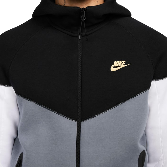 Felpa nike tarocca sales