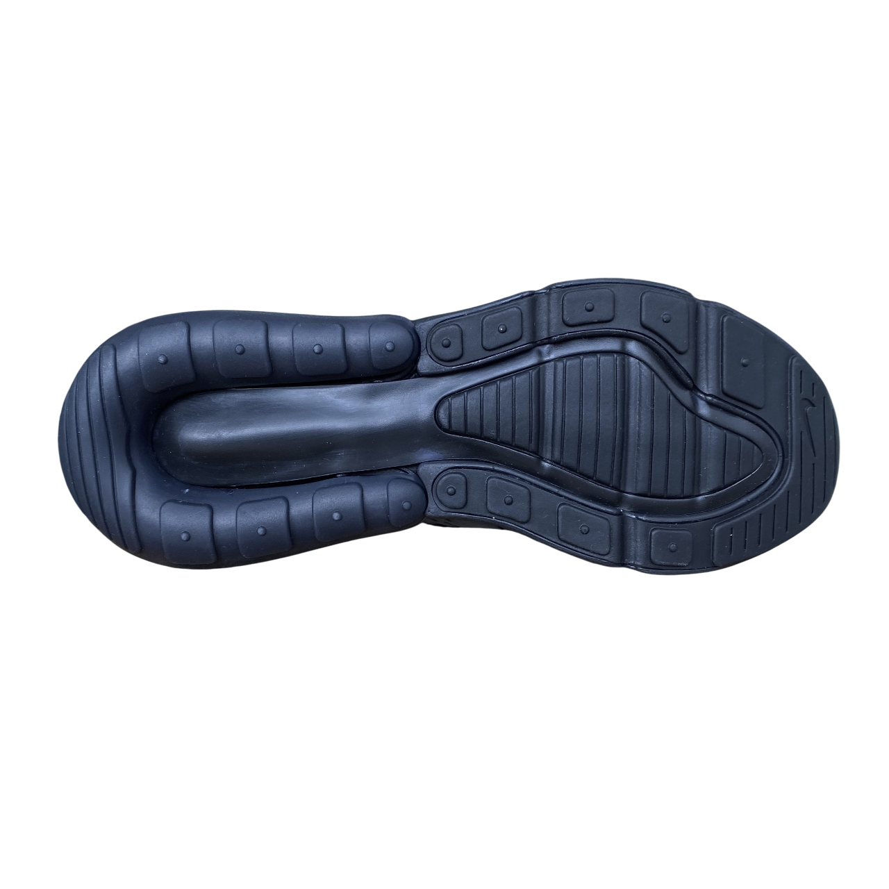 Nike Air Max 270 total black da uomo modello AH8050-005 con unità Air visibile, design elegante e ammortizzazione superiore per uso quotidiano e sportivo - suola