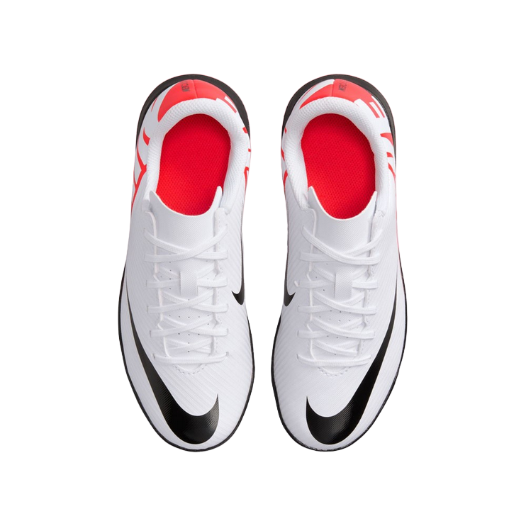 Nike scarpa da calcetto da ragazzo Vapor 15 Club TF DJ5956-600 crimisi-bianco-nero