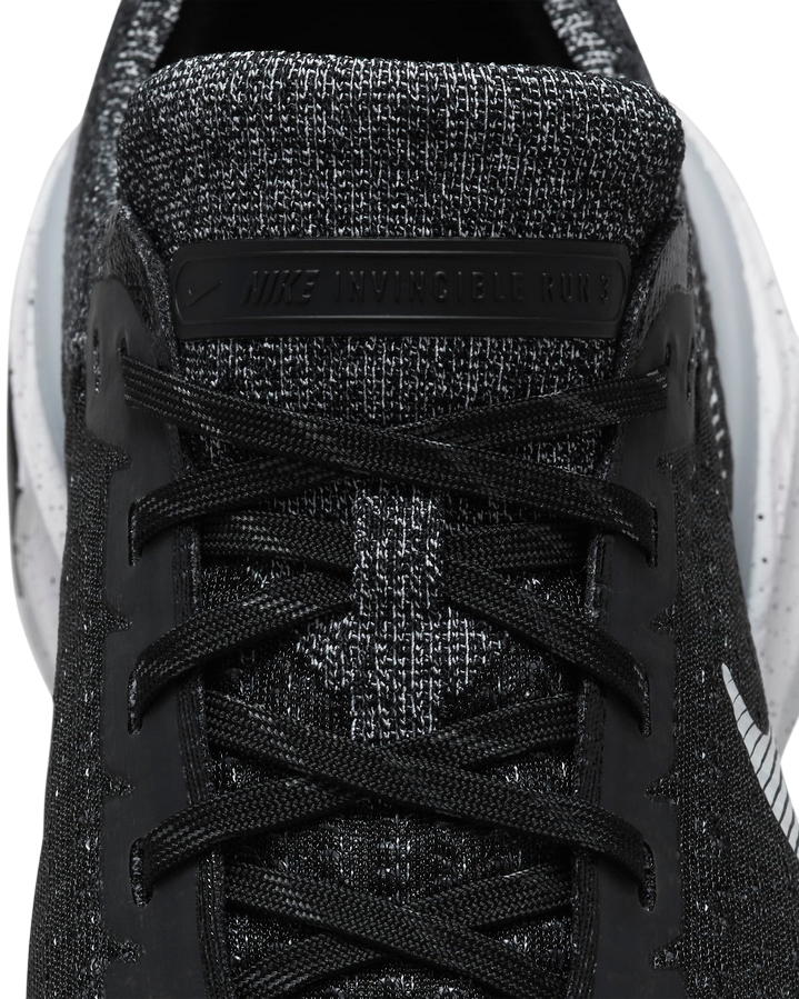 Nike scarpa da uomo da corsa Invincible 3 Road DR2615-002 nero-bianco