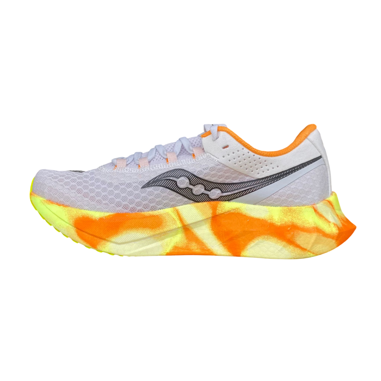 Dettaglio tallone e supporto Saucony Endorphin Pro 4 scarpa racing con tecnologia PWRRUN PB
