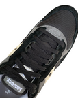 Sneakers Saucony Originals Shadow 5000 nere da uomo, design retro running con tomaia in suede e mesh, logo Saucony laterale e suola ammortizzata - lacci