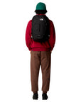 The North Face Zaino outdoor Unisex adulto NF0A3KVC4K0 nero indossato