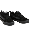 Vans Knu Skool VN0009QCBKA1 sneakers da uomo total black, vista frontale con design retrò