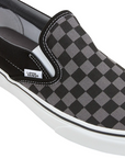 Dettaglio pattern checkerboard Vans Classic Slip-On VN000EYEBPJ, motivo scacchi grigio-nero classico