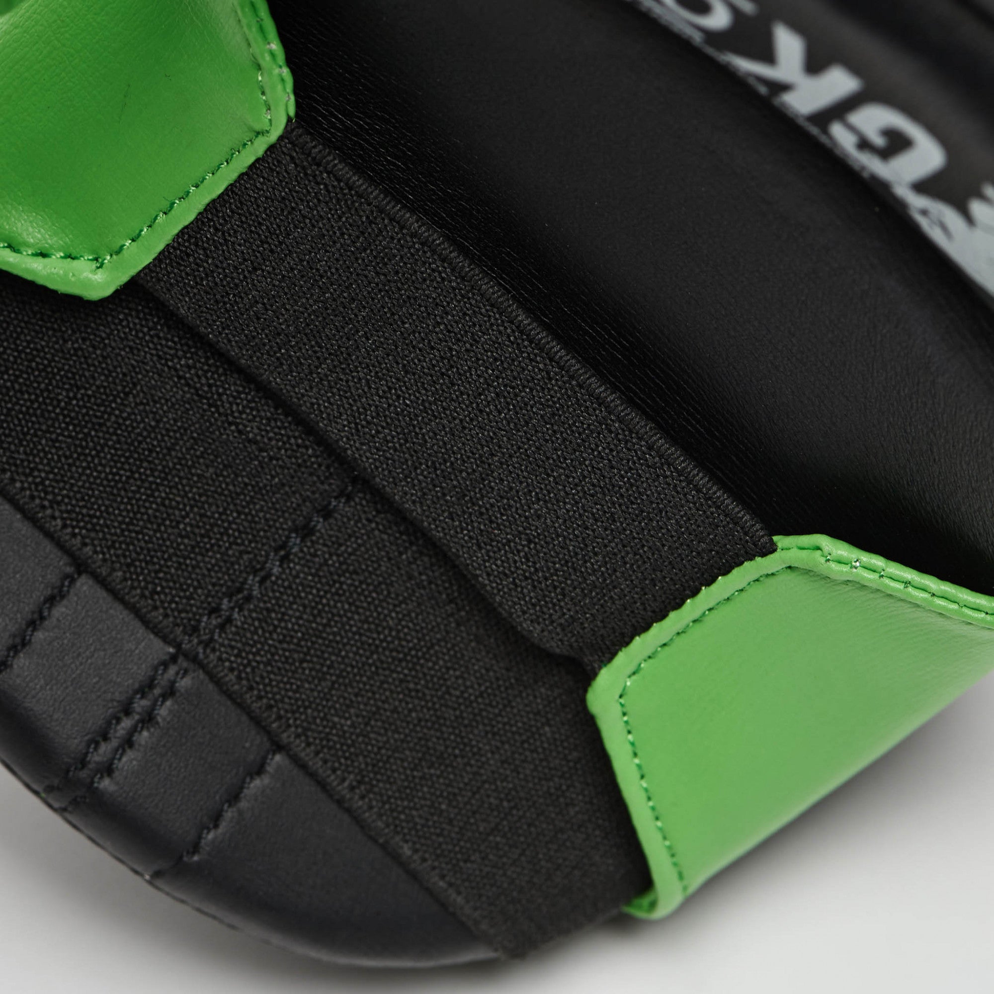Leone guanti karate GK096 Black