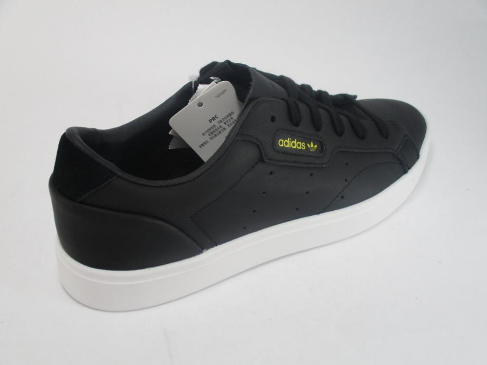 Adidas sneakers da donna Sleek CG6193 nero