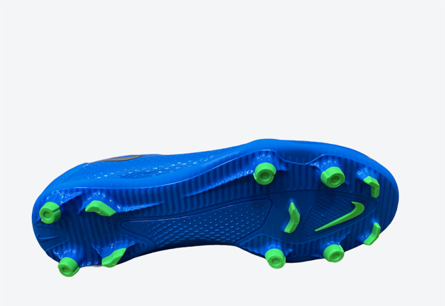 Nike scarpa da calcio da ragazzo Phantom GT Club FG/MG CK8479 400 blu-argento