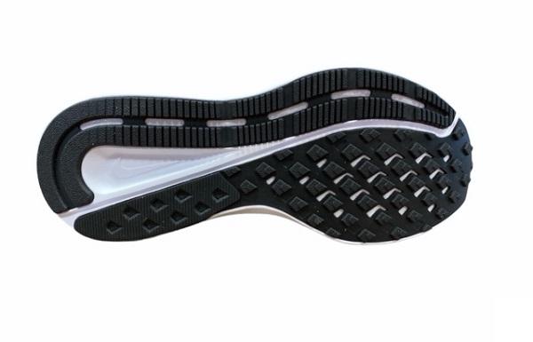 Nike scarpa da corsa da uomo Run Swift 2 CU3517 003 nero-rosso