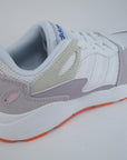 Sneakers Adidas Chaos EF1061 da ragazza, colorazione bianca, design moderno, vista laterale tallone esterno
