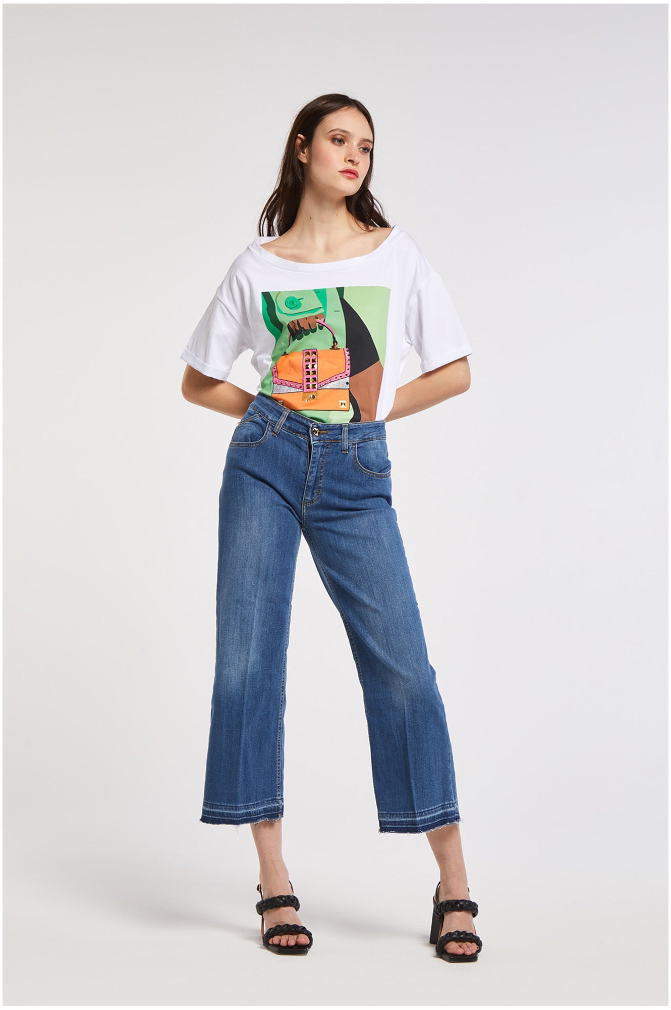 CafèNoir Pantalone Jeans da doonna Coulotte con orlo sfrangiato C7JJ0065 B048 blu medio