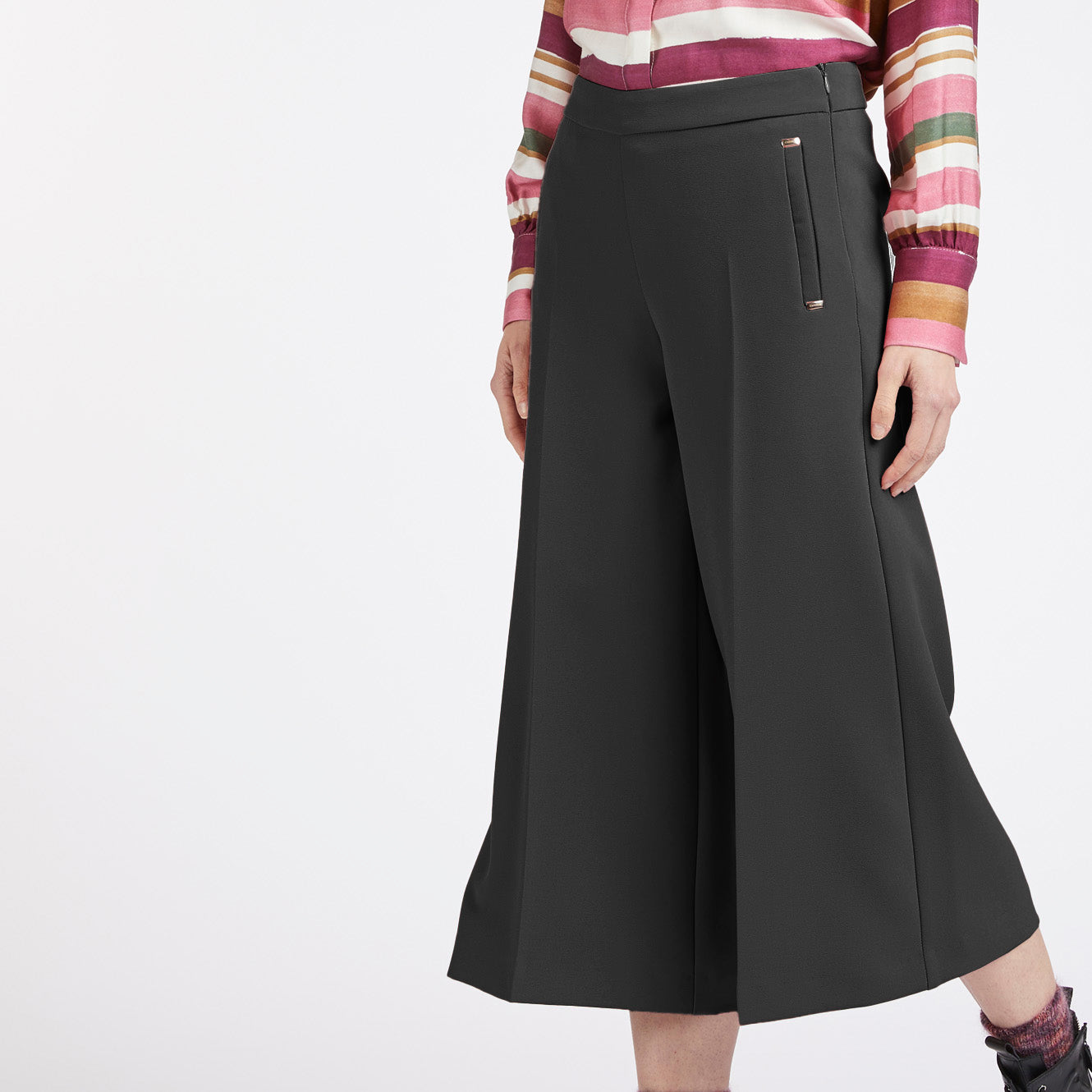 CafèNoir Pantalone da donna Coulotte con Rivetti C7JP0085 N001 nero