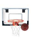 Canestro basket mini Pure 2Improve Fun Hoop Classic P2I100210 montato sopra porta con tabellone e pallone