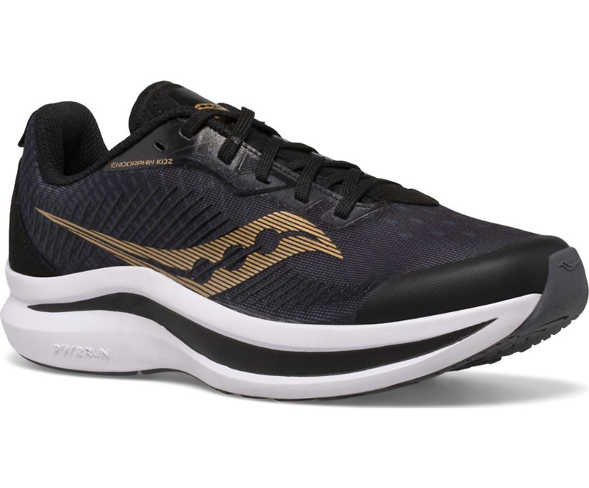 carpe da corsa Saucony Endorphin SK266073 da ragazzo, colorazione nero-oro, tecnologia ammortizzante, vista laterale punta