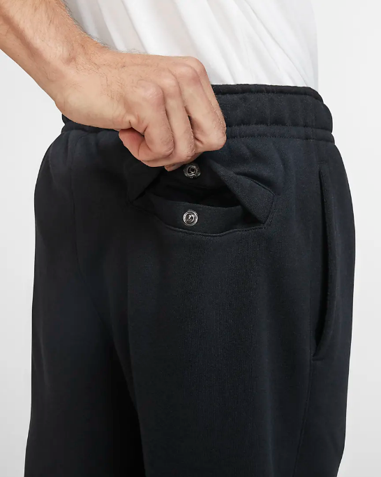 Nike Pantalone sportivo da adulto con elastico al fondo Jogger Club Fleece BV2671 010 nero