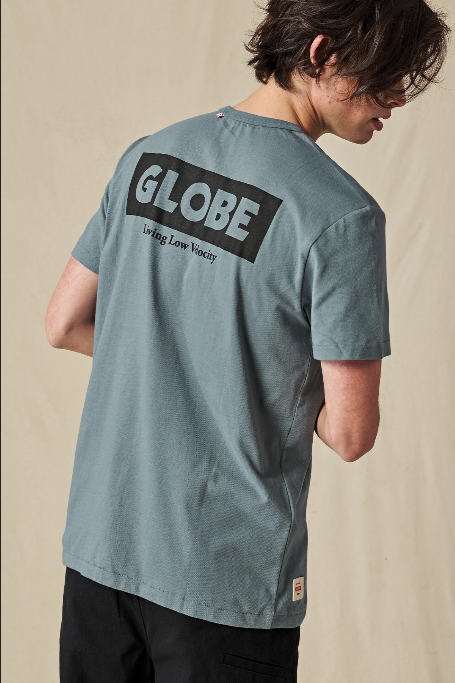 Globe maglietta a manica corta da uomo Living Low Velocity Tee GB02130 Sportiamo