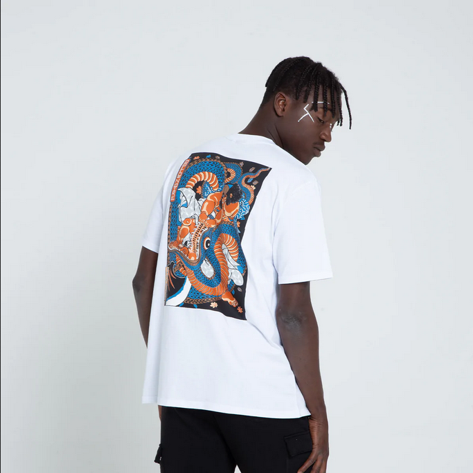 Dolly Noire t-shirt manica corta
Kunyoshi Red Blue Tee TS170-TA-02 white