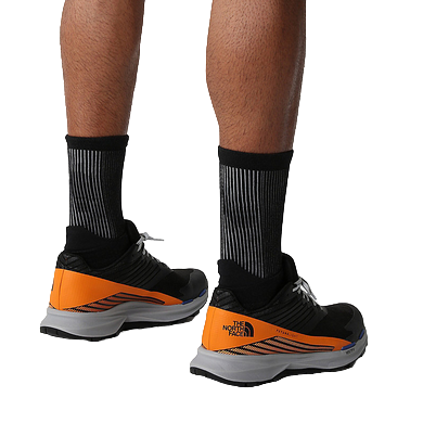 The North Face Scarpa da Trail impermeabile da uomo Vectiv Levitum Futurelight NF0ALWV84P1 nero arancio