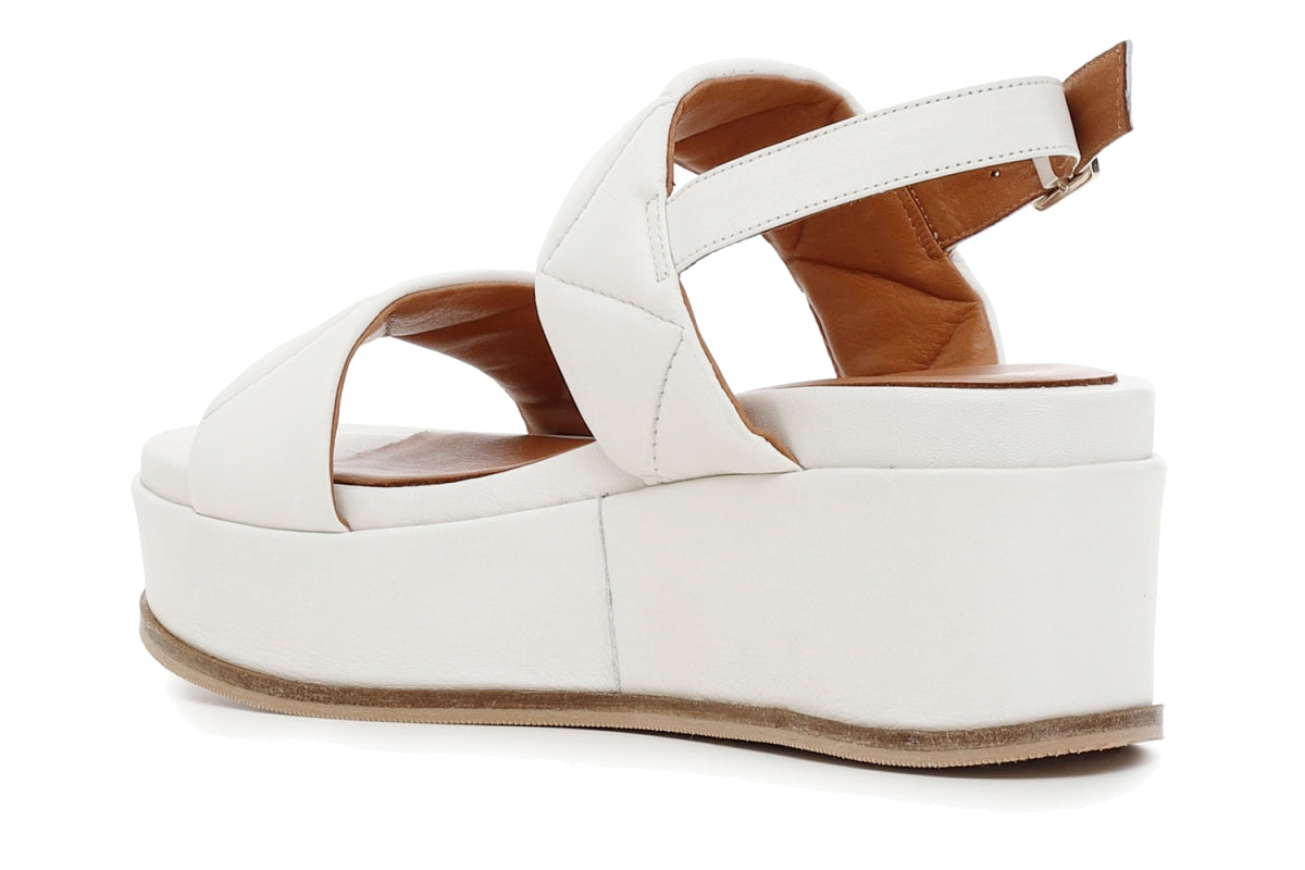 CafèNoir Sandalo da donna con zeppa trapuntati in pelle C1HC1210 W026 crema