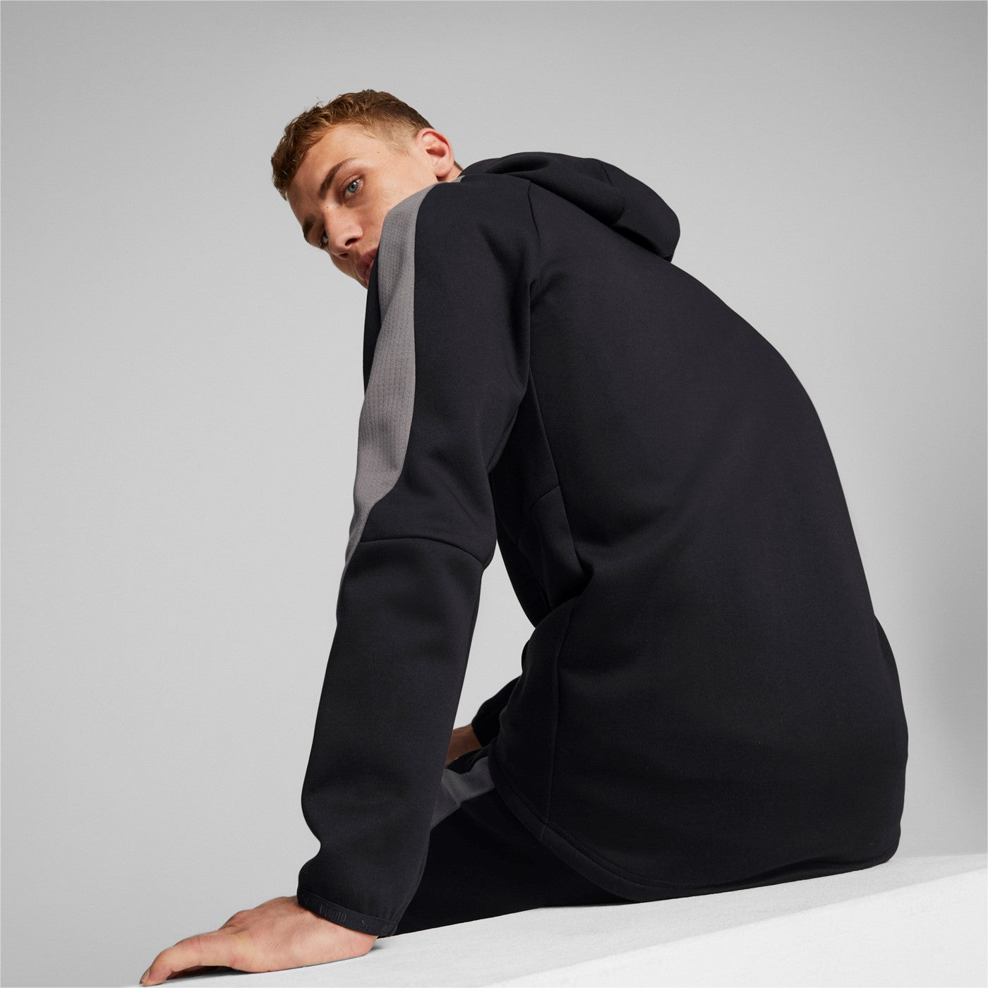 Puma Felpa con cappuccio Evostripe Full-Zip Hoodie 849915 01 black