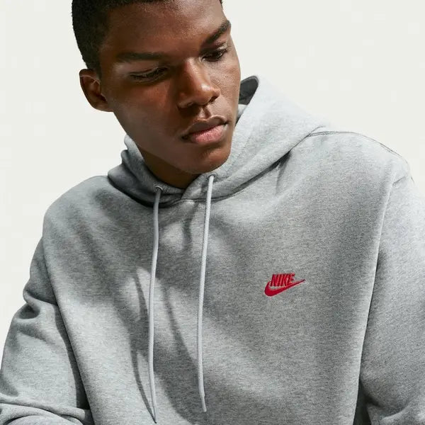 Nike Club Felpa pullover in French Terry con cappuccio da uomo FN3866-064 grigia