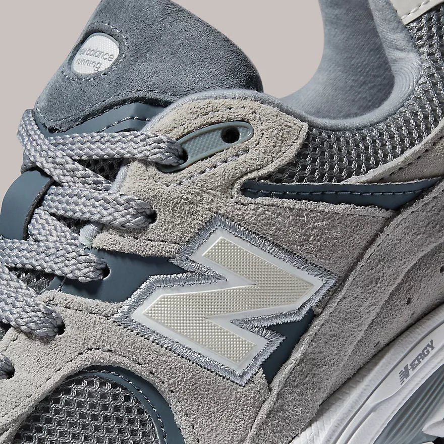 New Balance scarpa sneakers 2002R uomo M2002RST acciaio