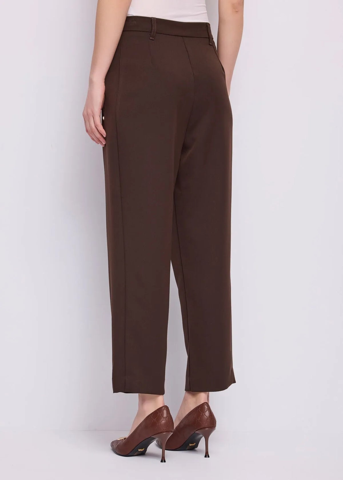 Gaudì Pantaloni cropped da donna con pinces 261DB25025 3339 marrone