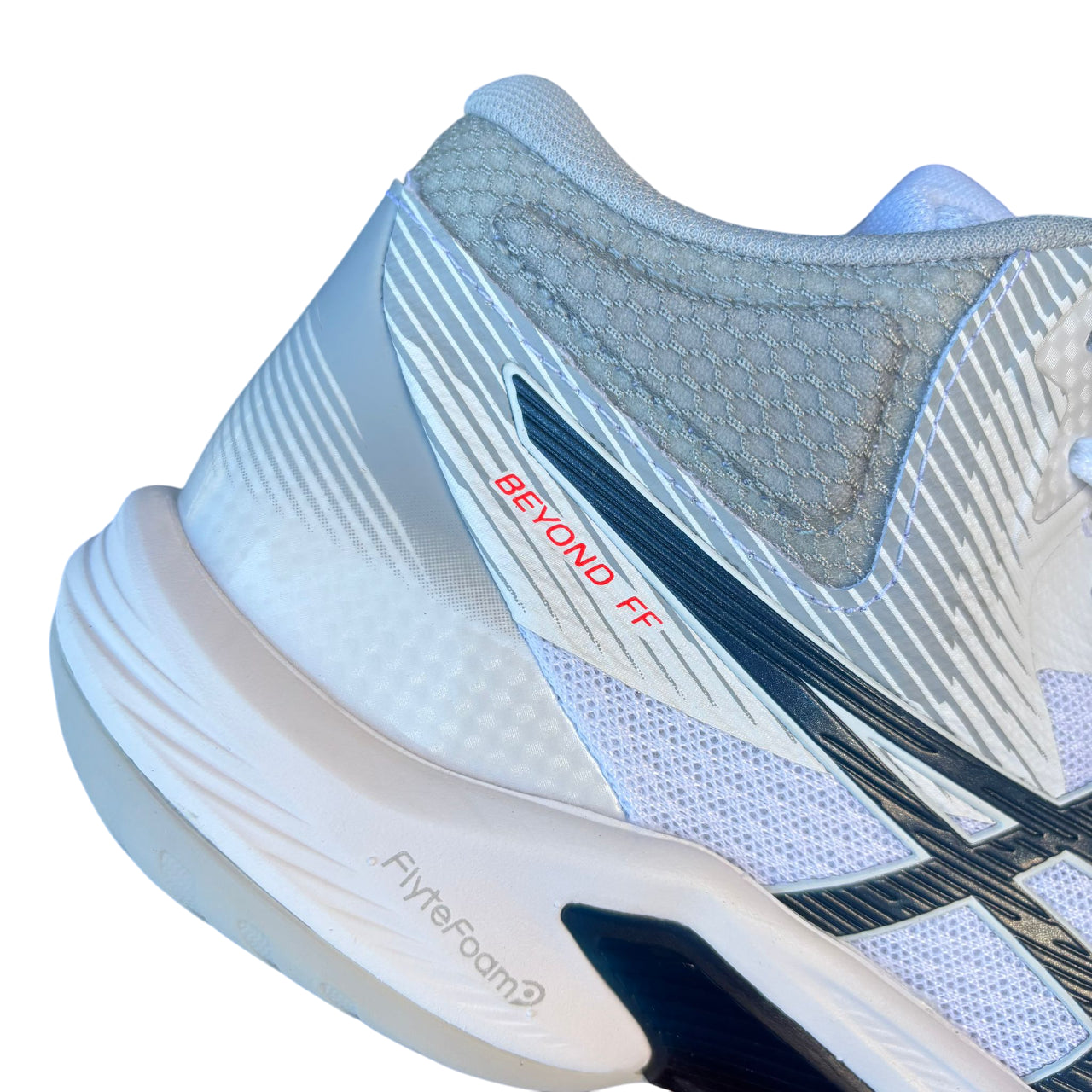 ASICS Beyond FF MT 1071A095-105 White/New Leaf | Volley uomo sostegno grip FlyteFoam - tallone 