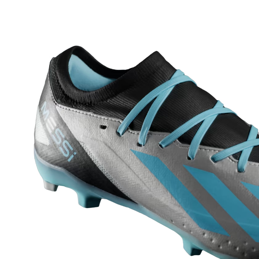Scarpa da calcio Adidas X Crazyfast Messi.3 FG vista frontale con rinforzi testurizzati e logo Adidas