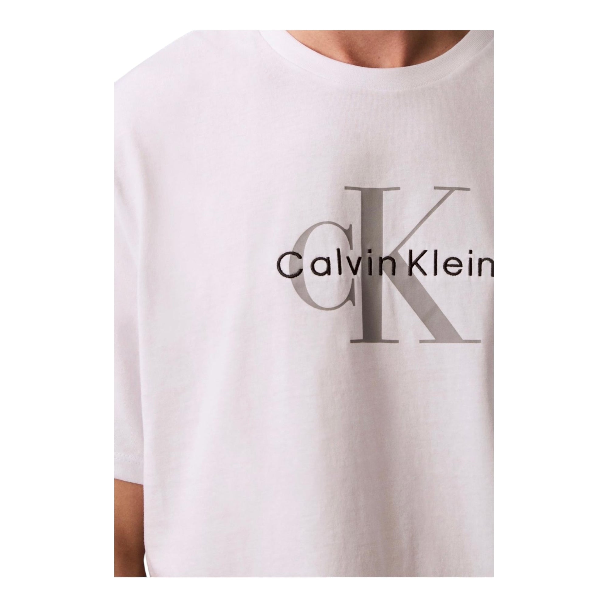 Calvin_Klein_-_T-shirt_con_stampa_-_LV04RB866G_YAA-_bianca stampa