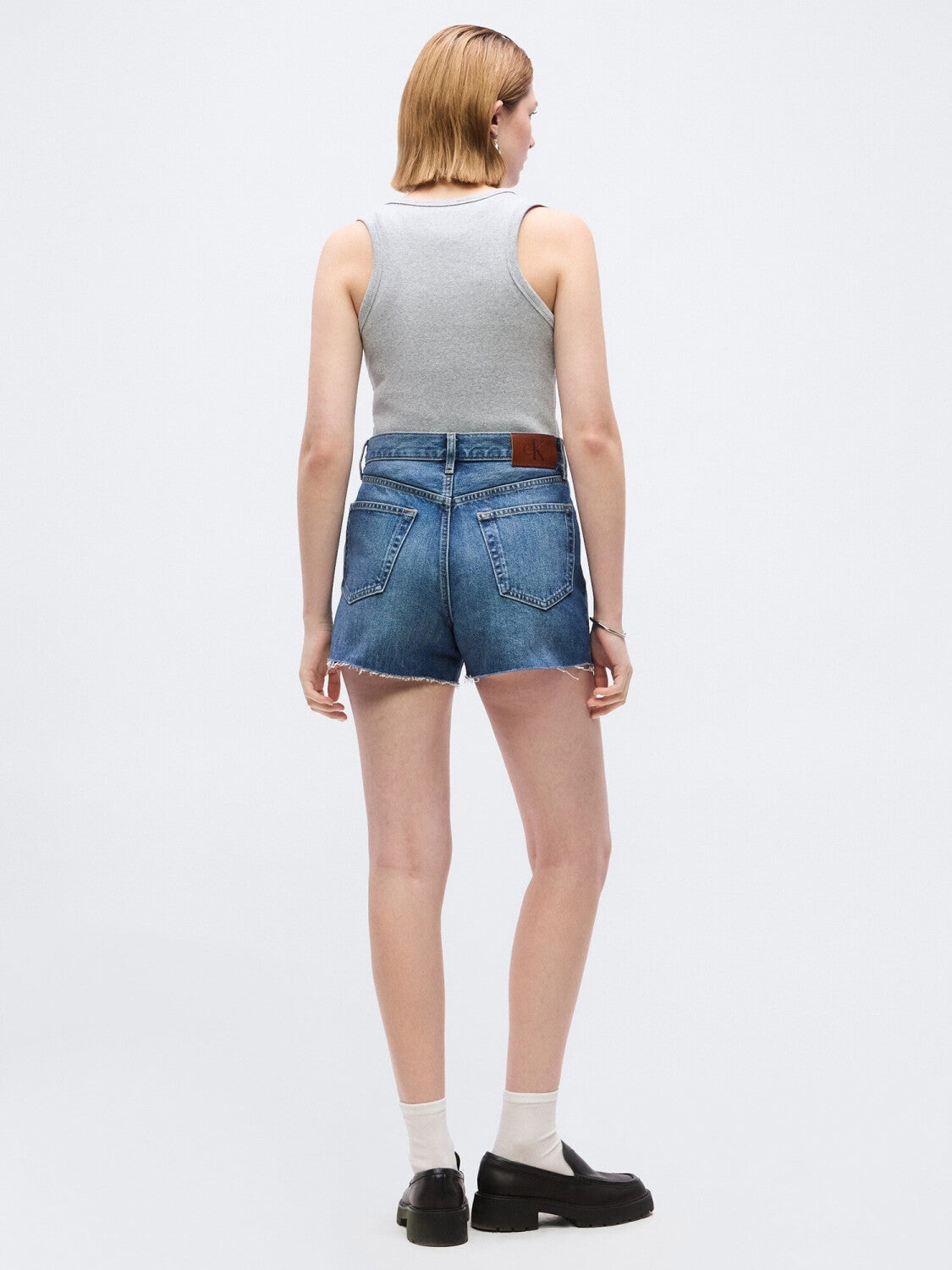 Calvin Klein pantaloncino in denim da donna a taglio vivo LV047F66G XHF blu