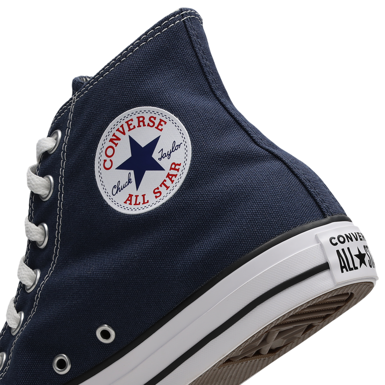 Dettaglio patch Chuck Taylor All Star HI Junior 3J233C sulla caviglia, sneakers blu autentiche per ragazzi