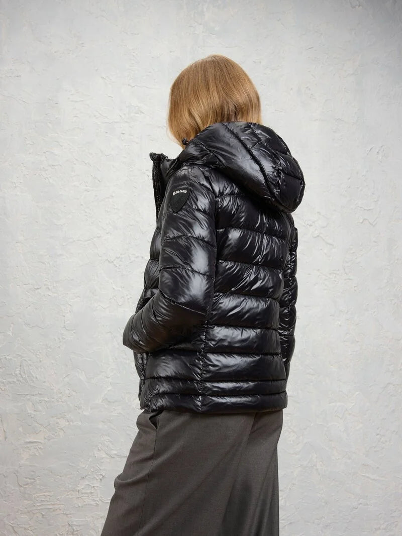 Blauer piumino donna con cappuccio 26WBLDC02070-006648 999 nero