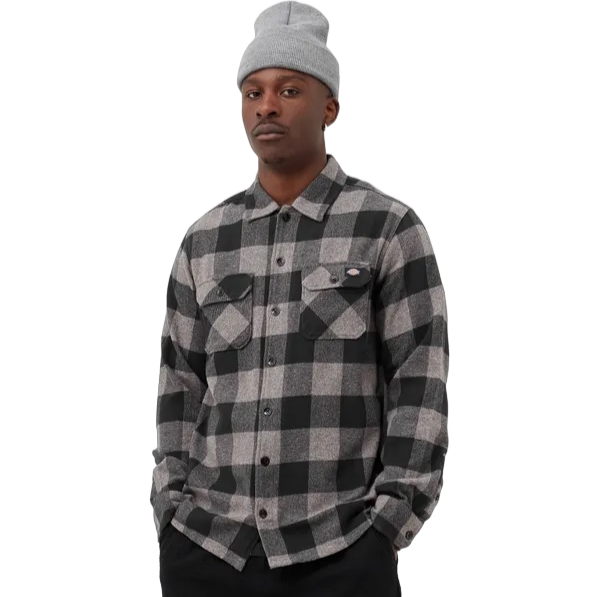 Dickies camica da adulto unisex in flanella di cotone New Sacramento DK0A4XDZGYM grigio indossata