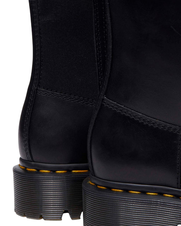 Dr. Martens – Stivale Donna Amaayah Hi 31947001 Nero | Eleganza Cavallerizza, Pelle Orleans Premium, Comfort Urban Bex Squared - dettaglio