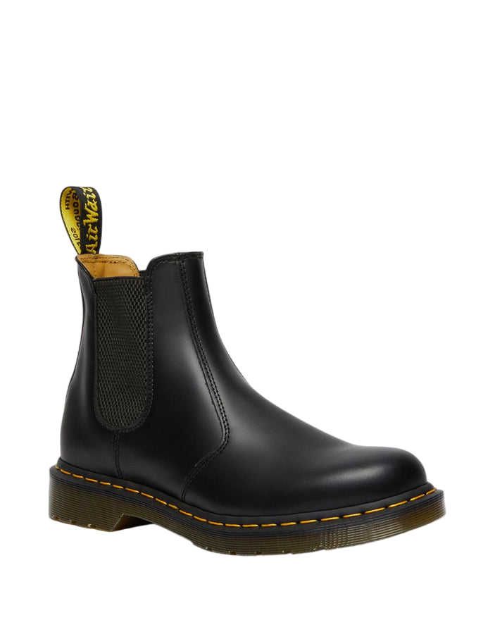 Dr. Martens – Stivaletti Chelsea 2976 22227001 Nero | Pelle Smooth, Cuciture Gialle Iconiche, Comfort Everyday Unisex - laterale