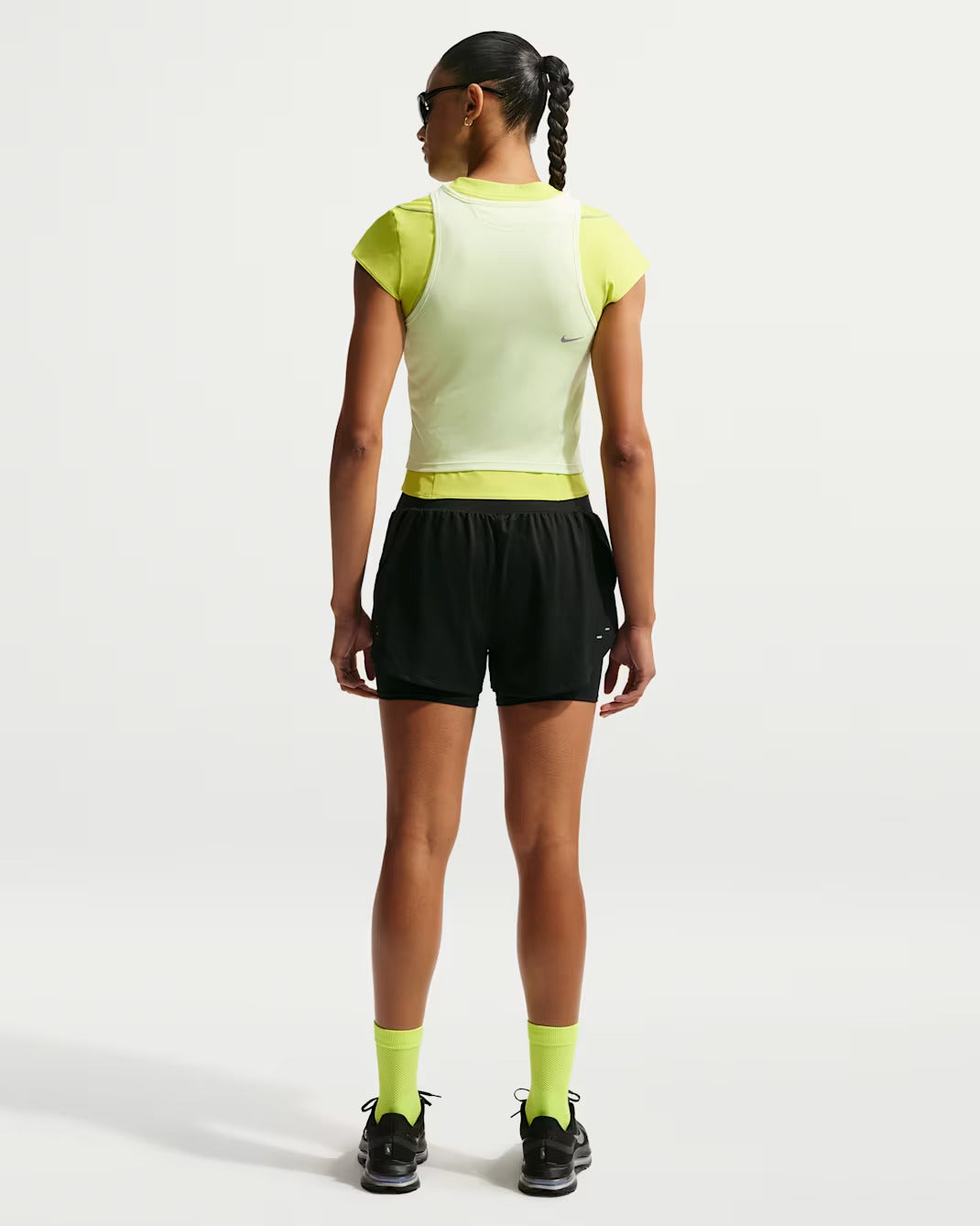 Nike pantaloncino da corsa 2 in 1 in mesh Dri-FIT Flow Donna IF7518-010 nero
