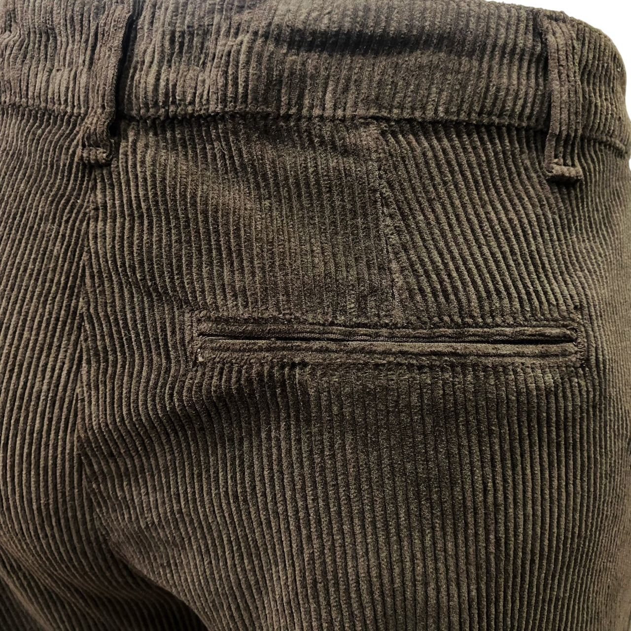 Griffai Pantalone Donna Velluto 500 righe DGF6014 Marrone – Stile Palazzo - dettaglio retro 