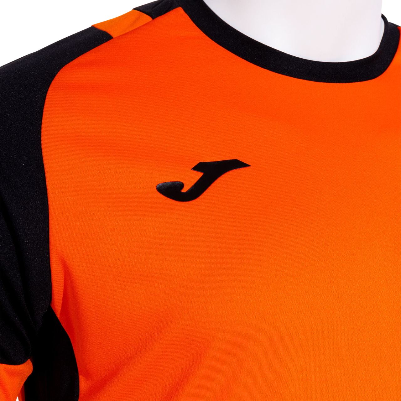 Completo sportivo Joma Lider Set uomo #104285.881 arancione/nero, t-shirt con collo rotondo e pantaloncino coordinato, pannelli in mesh traspirante