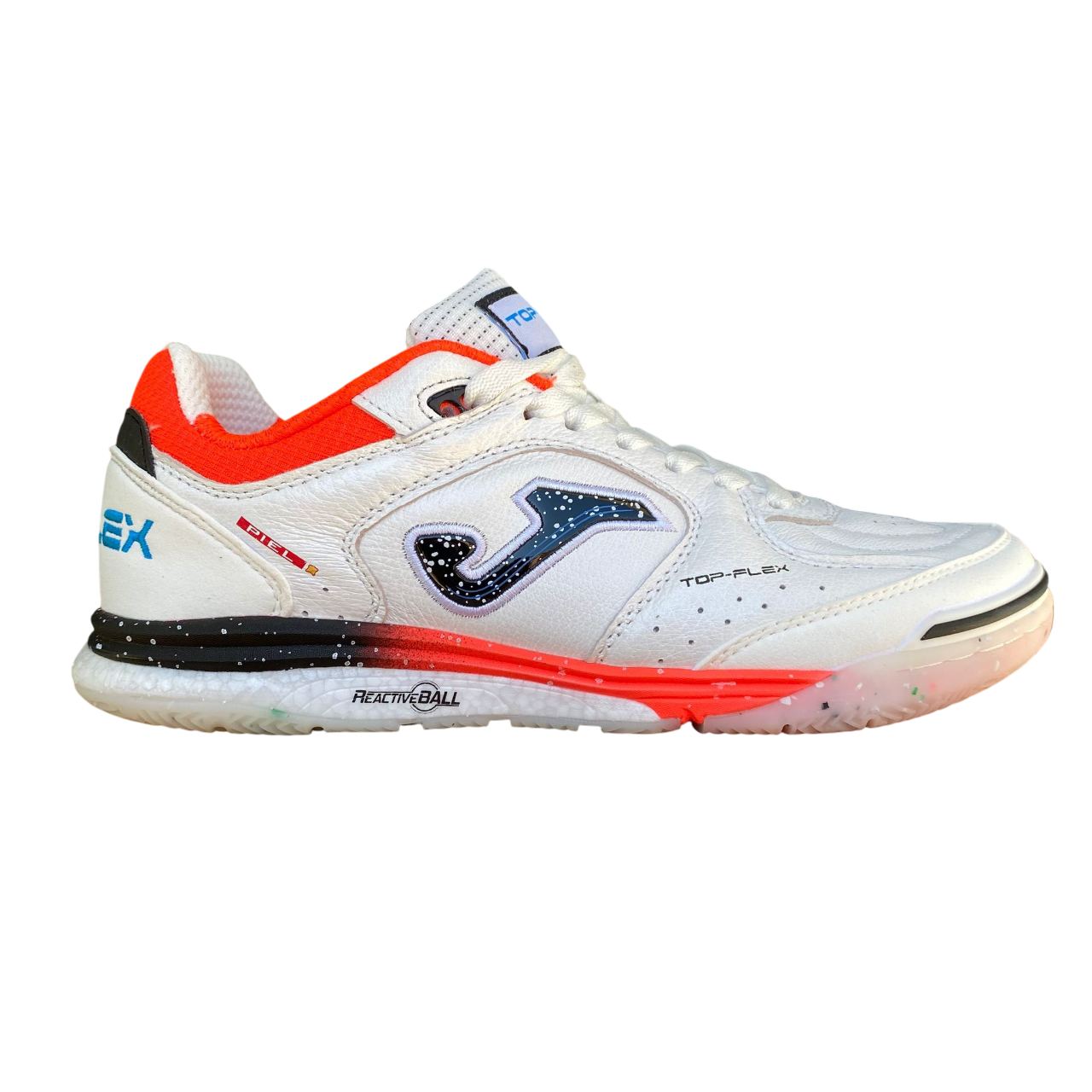 Scarpe da calcetto indoor Joma Top Flex Rebound 2532 bianche per uomo, vista laterale esterna