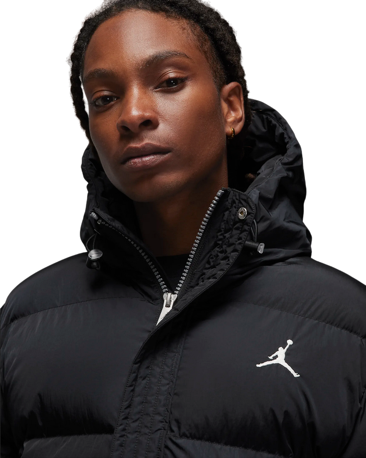 Jordan giacca piumino da uomo con cappuccio Essentials FB7311-010 nero