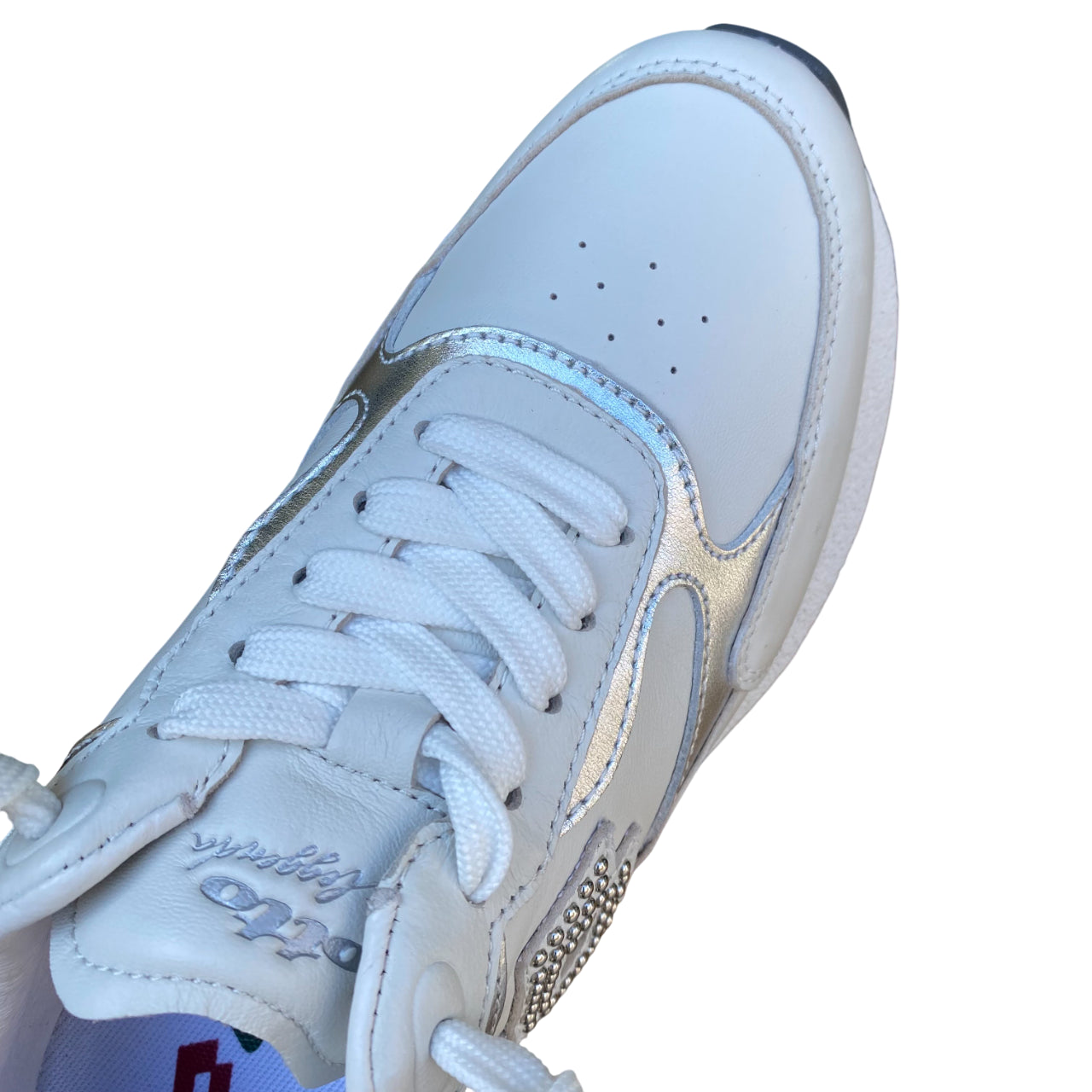 Lotto Leggenda – Scarpa Sneakers Donna Tokyo Aoyama Studs Bianco-Argento 223171-1VQ | Icona Urban, Pelle Premium, Comfort e Dettagli Preziosi - punta